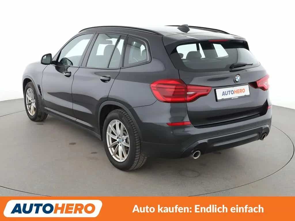 BMW X3 xDrive 30i Advantage Aut.*NAVI*LED*HUD*TEMPO* 07/2018-photo-3