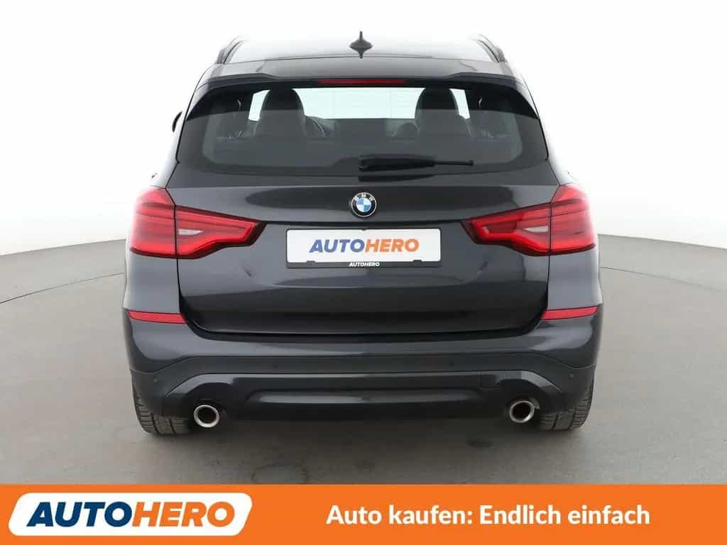 BMW X3 xDrive 30i Advantage Aut.*NAVI*LED*HUD*TEMPO* 07/2018-photo-4