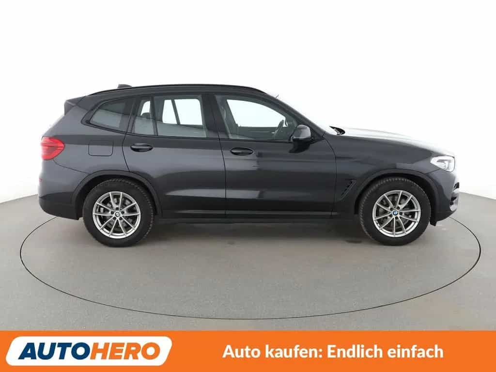 BMW X3 xDrive 30i Advantage Aut.*NAVI*LED*HUD*TEMPO* 07/2018-photo-6