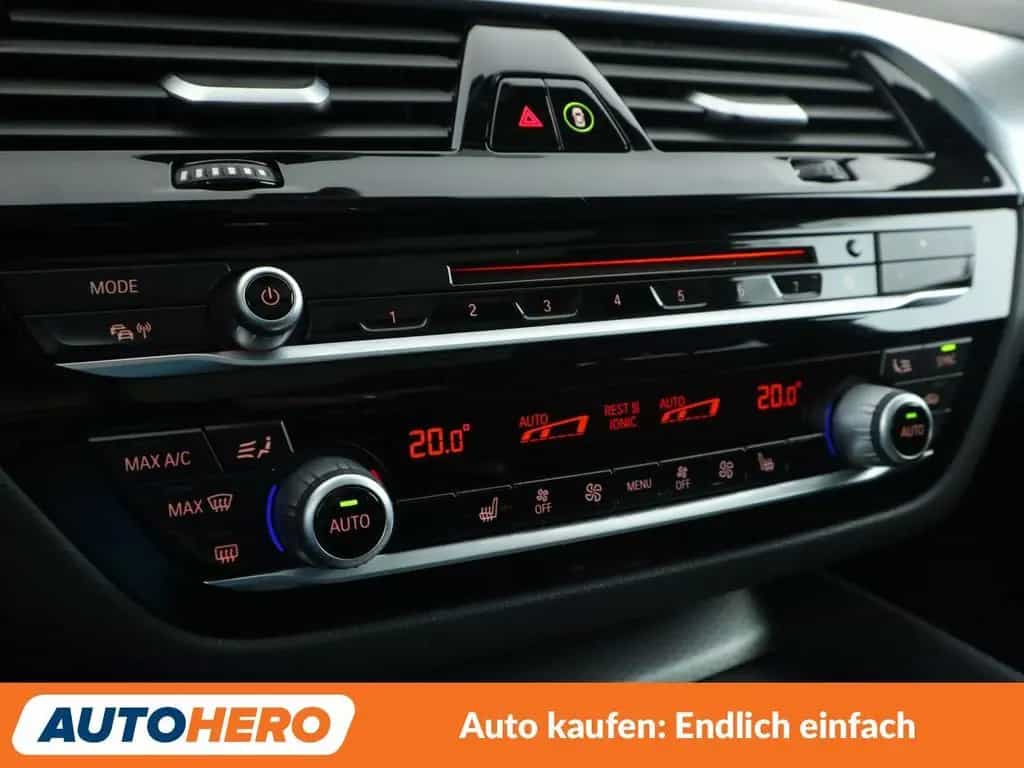 BMW 520 d xDrive M Sport Aut.*NAVI*LED*CAM*SHZ*TEMPO* 07/2018-photo-23