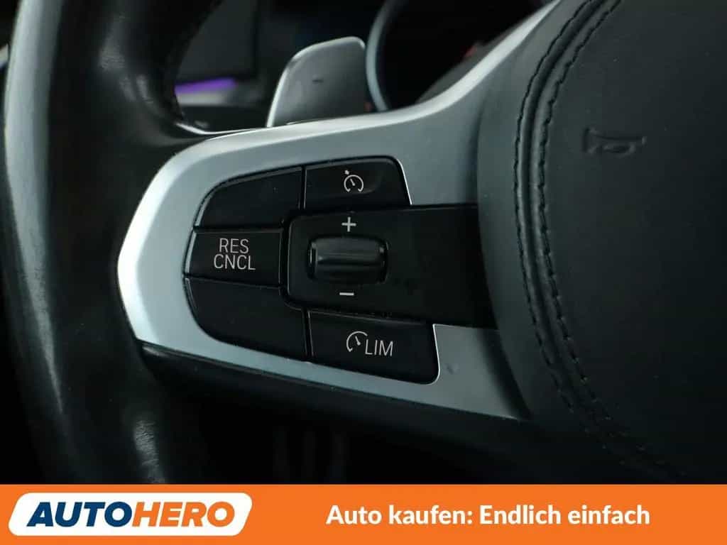 BMW 520 d xDrive M Sport Aut.*NAVI*LED*CAM*SHZ*TEMPO* 07/2018-photo-31