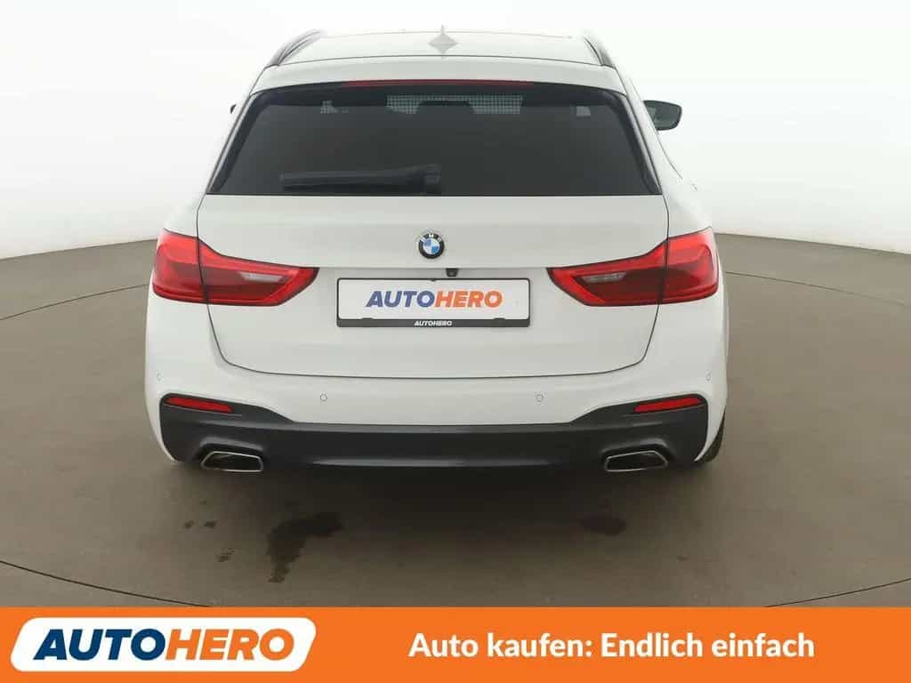 BMW 520 d xDrive M Sport Aut.*NAVI*LED*CAM*SHZ*TEMPO* 07/2018-photo-4