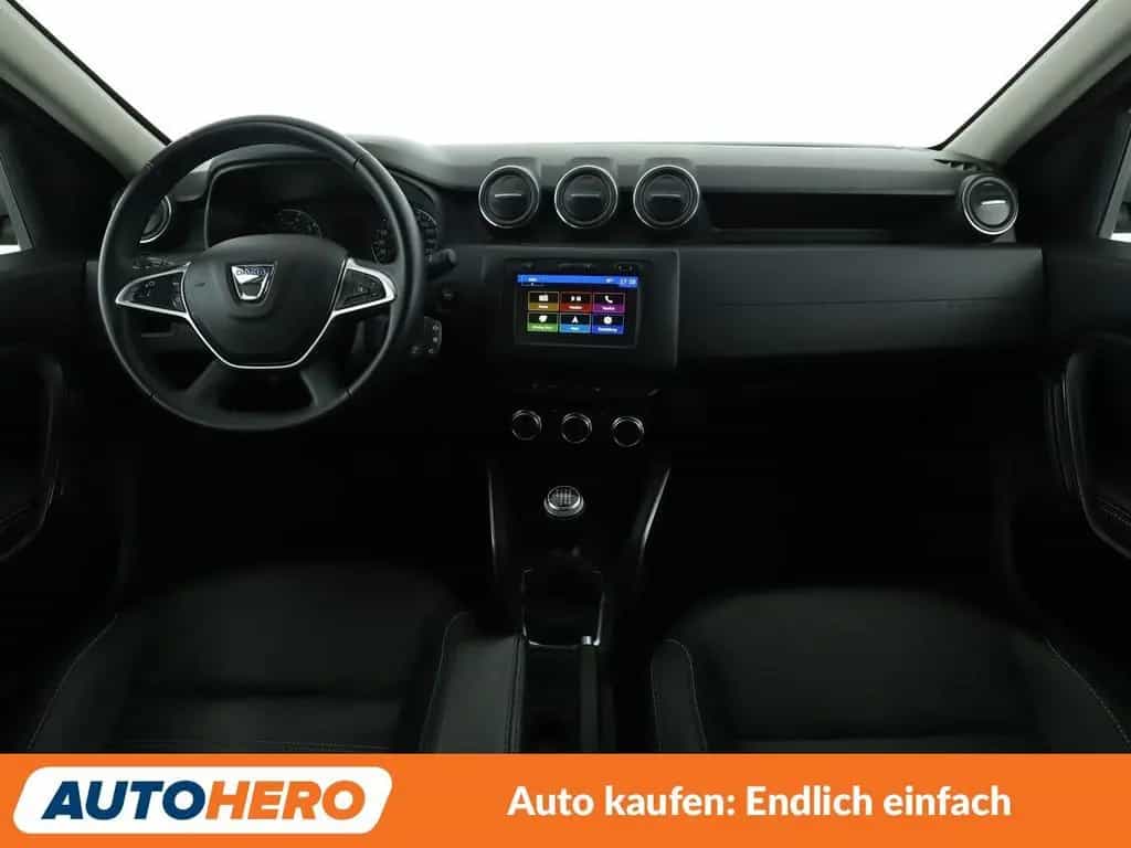 Dacia Duster 1.3 TCe Prestige *NAVI*TEMPO*CAM*PDC*SHZ* 04/2019-photo-11