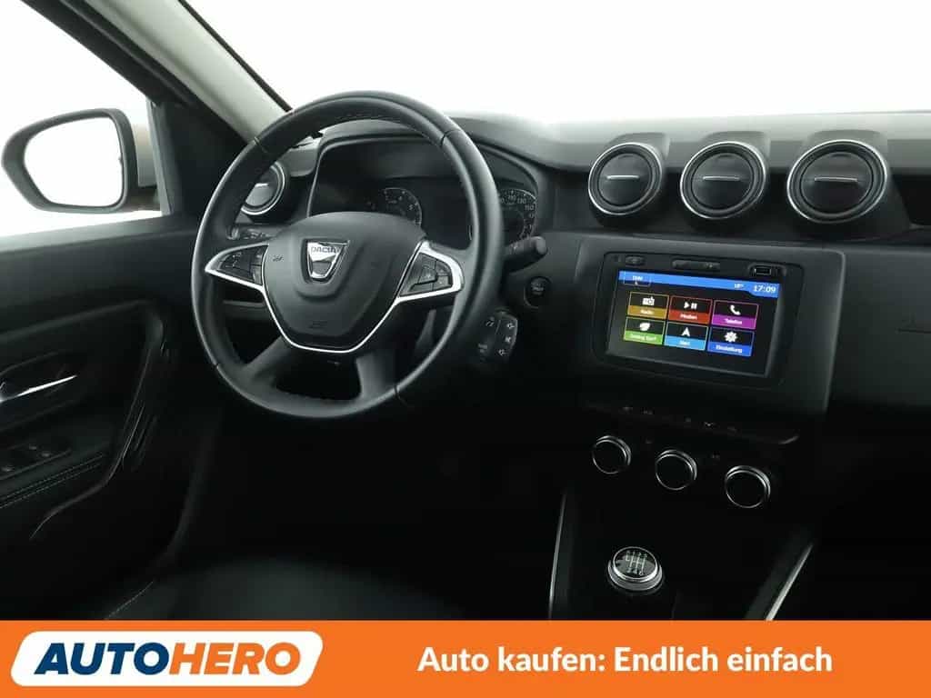 Dacia Duster 1.3 TCe Prestige *NAVI*TEMPO*CAM*PDC*SHZ* 04/2019-photo-12
