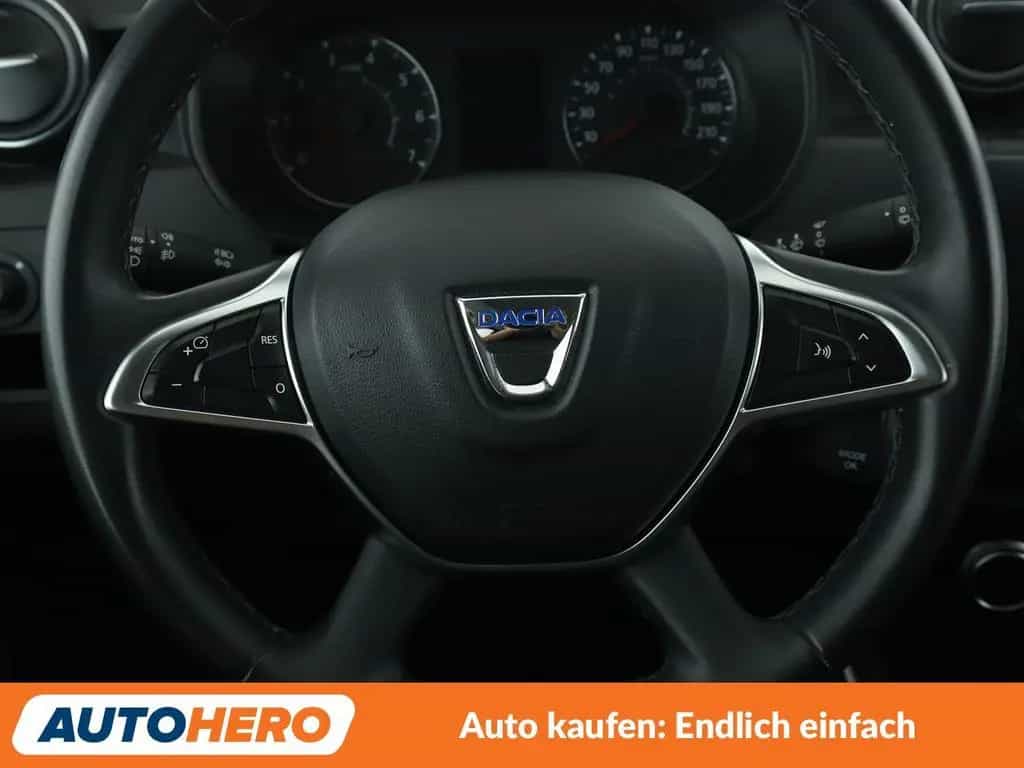 Dacia Duster 1.3 TCe Prestige *NAVI*TEMPO*CAM*PDC*SHZ* 04/2019-photo-18
