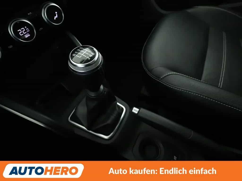 Dacia Duster 1.3 TCe Prestige *NAVI*TEMPO*CAM*PDC*SHZ* 04/2019-photo-23