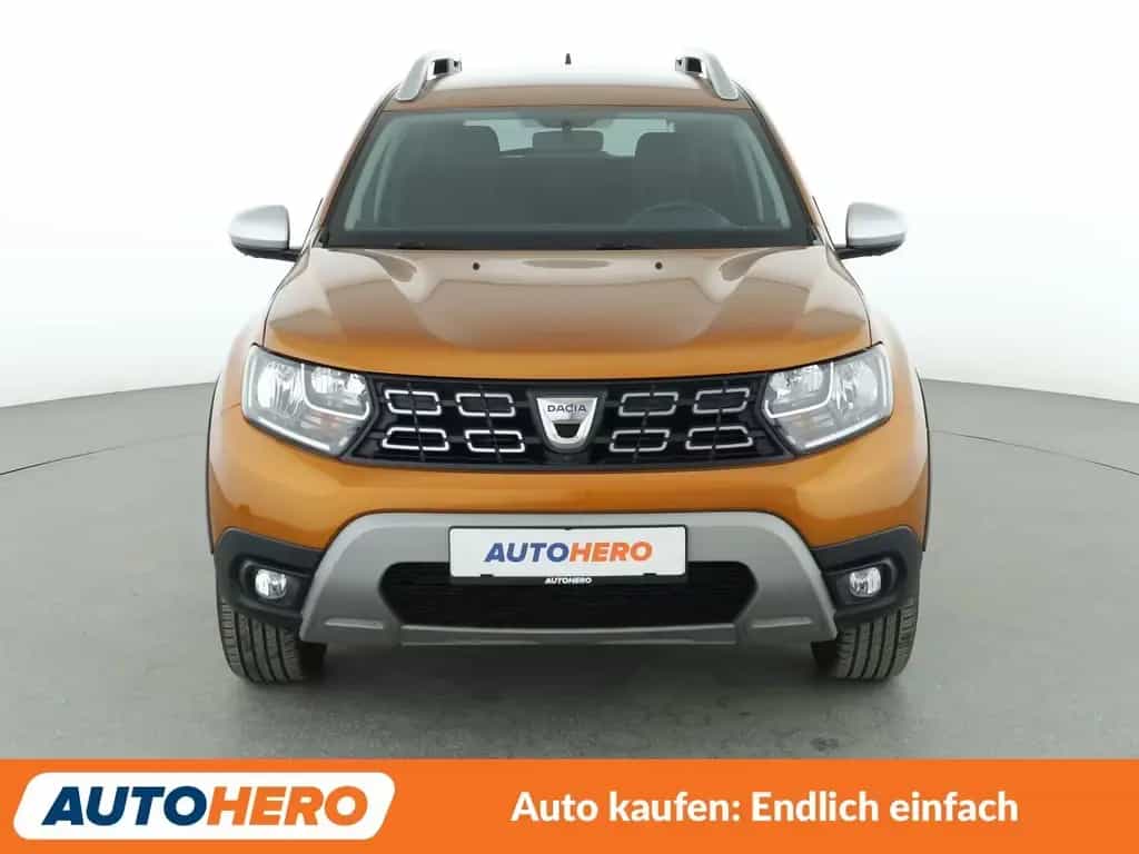 Dacia Duster 1.3 TCe Prestige *NAVI*TEMPO*CAM*PDC*SHZ* 04/2019-photo-8