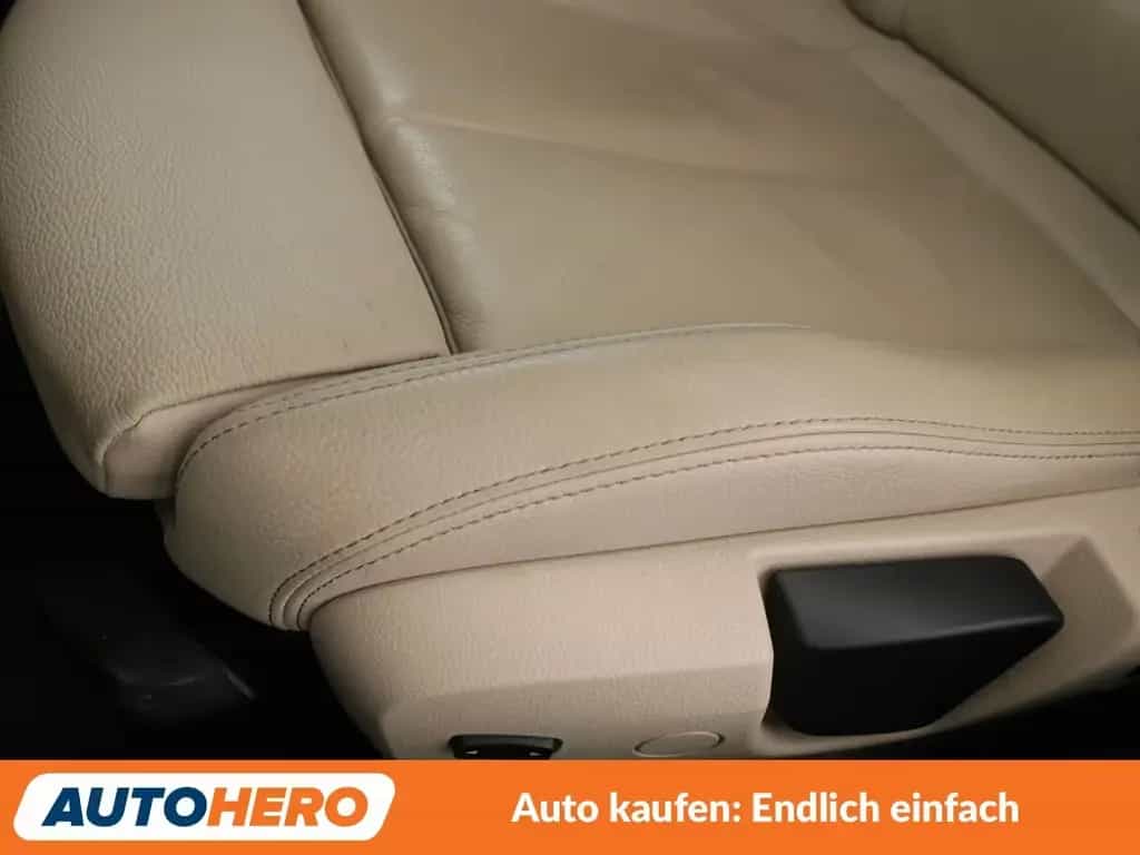 BMW 340 3er 340i xDrive Sport Line 09/2017-photo-32