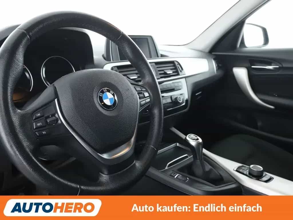 BMW 118 1er 118i Advantage*TEMPO*PDC*SHZ*LIM*ALU*KLIMA* 10/2017-photo-10