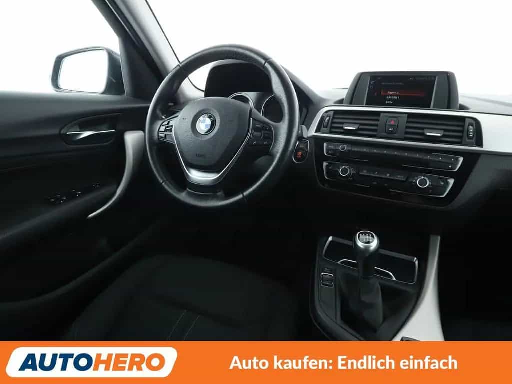 BMW 118 1er 118i Advantage*TEMPO*PDC*SHZ*LIM*ALU*KLIMA* 10/2017-photo-12