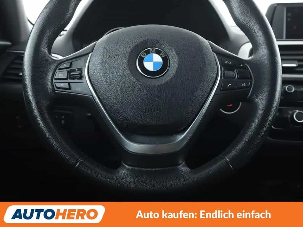 BMW 118 1er 118i Advantage*TEMPO*PDC*SHZ*LIM*ALU*KLIMA* 10/2017-photo-18