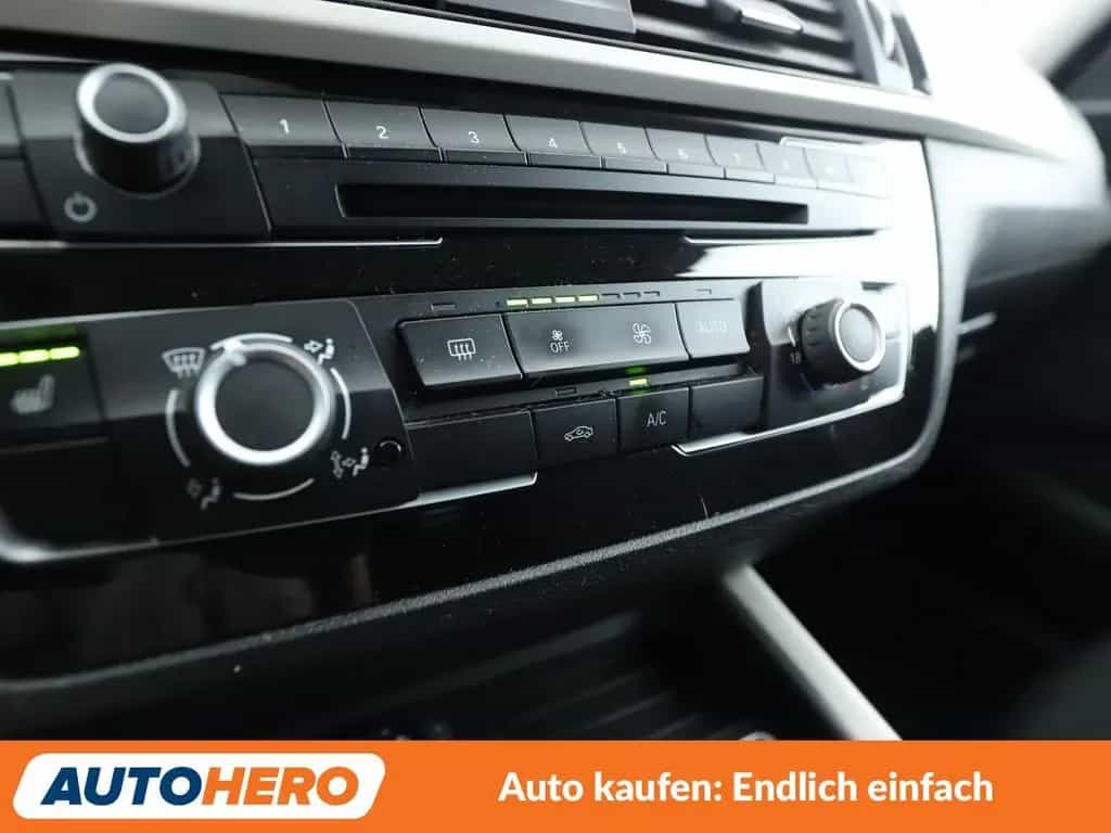 BMW 118 1er 118i Advantage*TEMPO*PDC*SHZ*LIM*ALU*KLIMA* 10/2017-photo-21