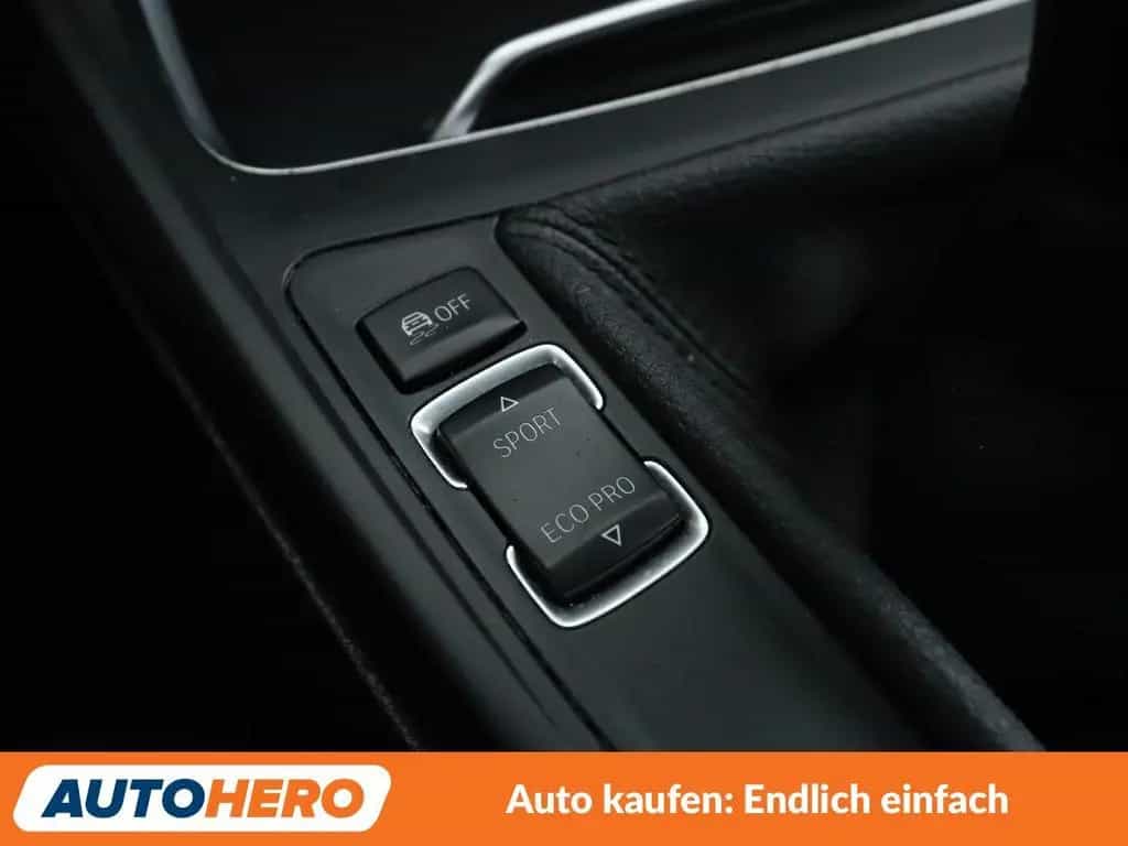 BMW 118 1er 118i Advantage*TEMPO*PDC*SHZ*LIM*ALU*KLIMA* 10/2017-photo-25