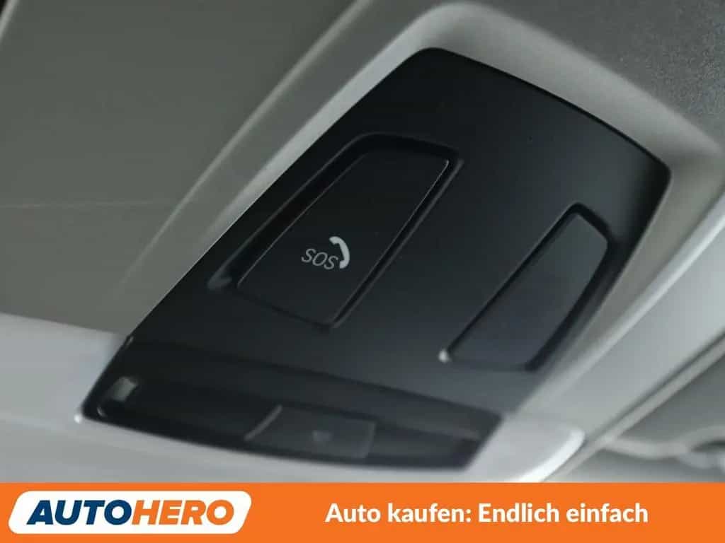 BMW 118 1er 118i Advantage*TEMPO*PDC*SHZ*LIM*ALU*KLIMA* 10/2017-photo-26
