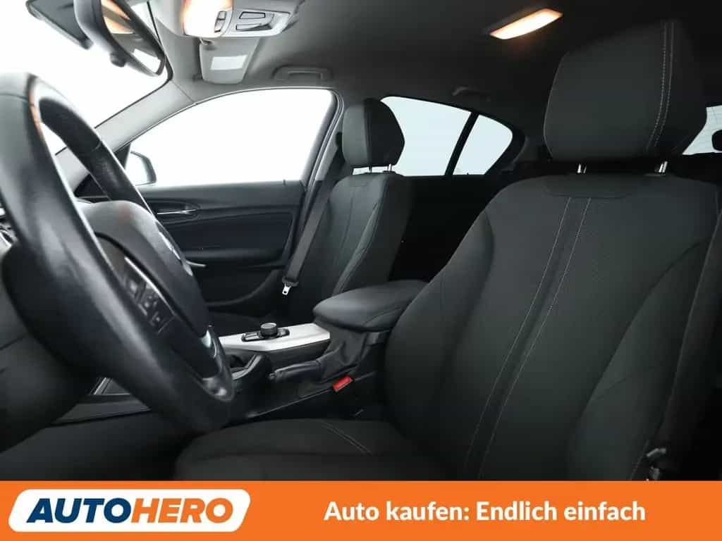 BMW 118 1er 118i Advantage*TEMPO*PDC*SHZ*LIM*ALU*KLIMA* 10/2017-photo-9