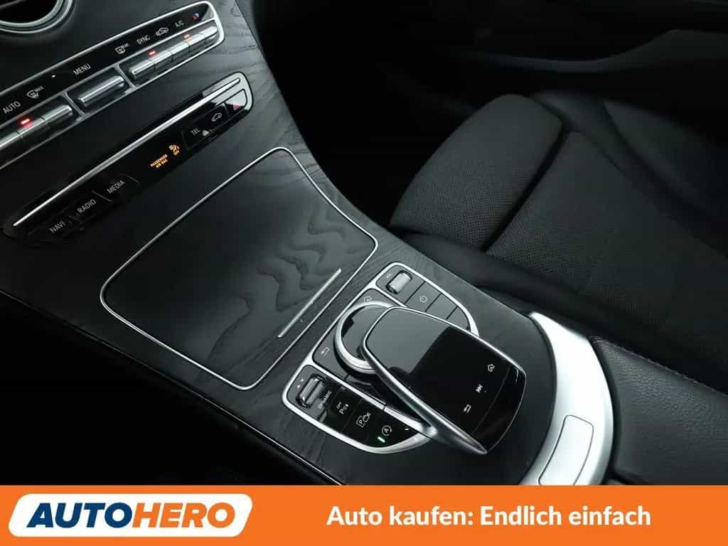 Mercedes-Benz C 400 4Matic Avantgarde Aut.*LED*NAVI*ACC*CAM* 03/2020-photo-23