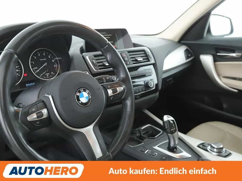 BMW 118 1er 118i Advantage*NAVI*TEMPO*PDC*SHZ*LIM*ALU* 07/2015-photo-10