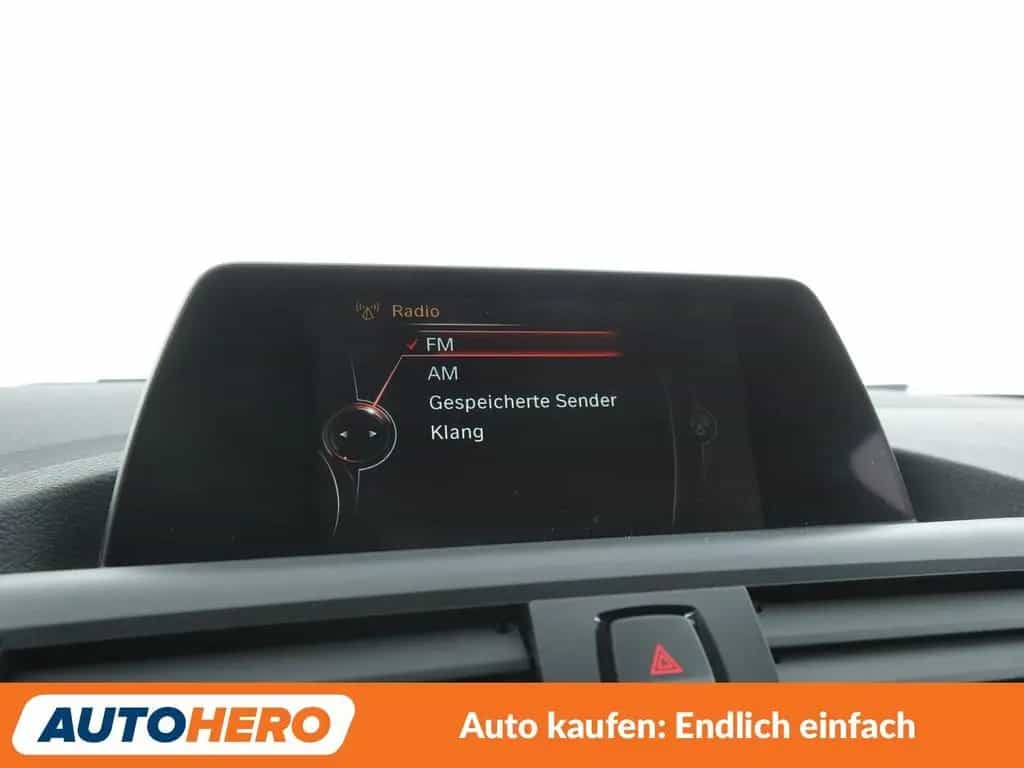 BMW 118 1er 118i Advantage*NAVI*TEMPO*PDC*SHZ*LIM*ALU* 07/2015-photo-20