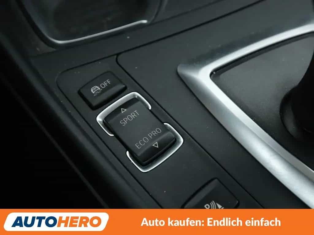 BMW 118 1er 118i Advantage*NAVI*TEMPO*PDC*SHZ*LIM*ALU* 07/2015-photo-26