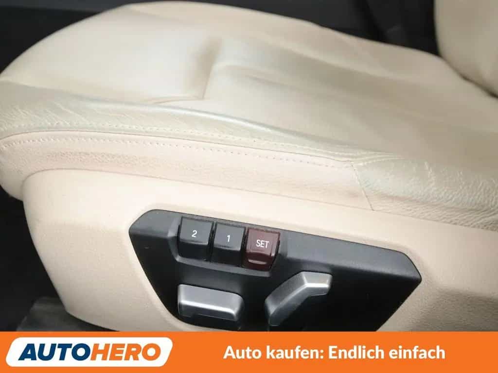BMW 118 1er 118i Advantage*NAVI*TEMPO*PDC*SHZ*LIM*ALU* 07/2015-photo-28