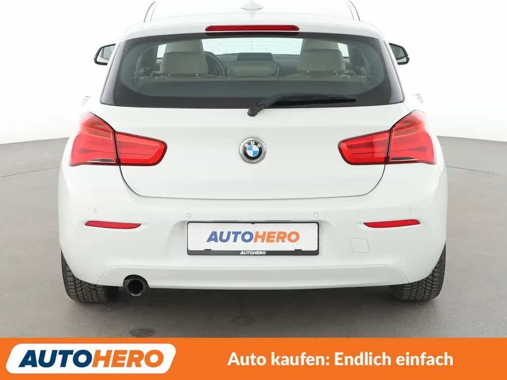BMW 118 1er 118i Advantage*NAVI*TEMPO*PDC*SHZ*LIM*ALU* 07/2015-photo-4