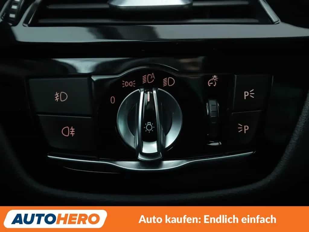 BMW 520 5er 520i Sport Line Aut.*NAVI*LED*ACC*PDC*SHZ* 06/2019-photo-25