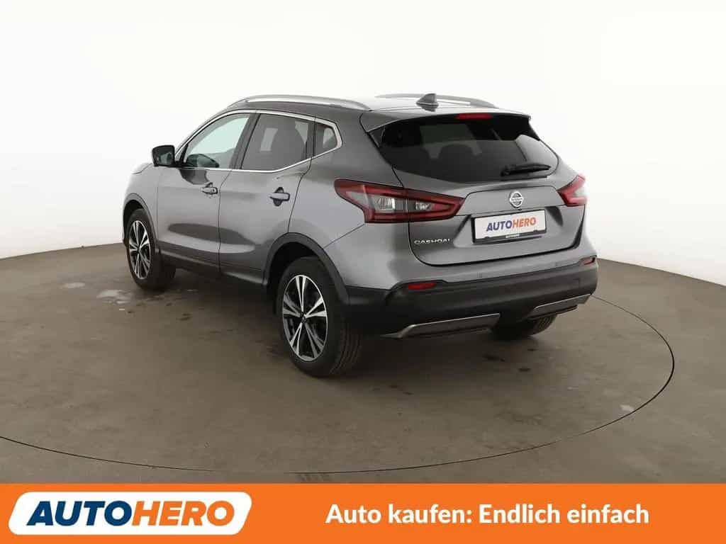 Nissan Qashqai 1.3 DIG-T N-Connecta Aut.*NAVI*360°CAM* 09/2020-photo-3