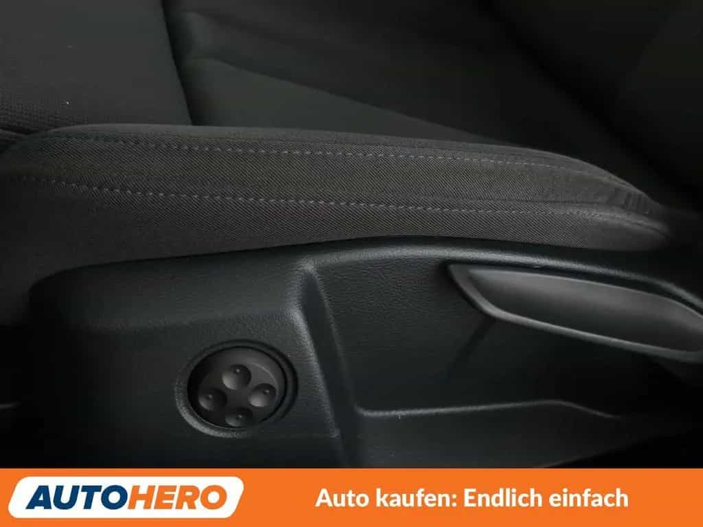 Audi A4 1.4 TFSI ACT Sport*S-LINE*NAV*LED*TEMPO*PDC* 08/2016-photo-28