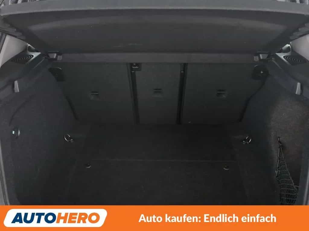 BMW 118 i Sport Line Aut.*NAVI*LED*TEMPO* 05/2019-photo-17