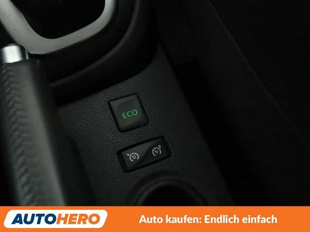 Renault Captur 1.2 TCe Energy Intens Aut.*NAVI*LED*TEMPO 11/2017-photo-25