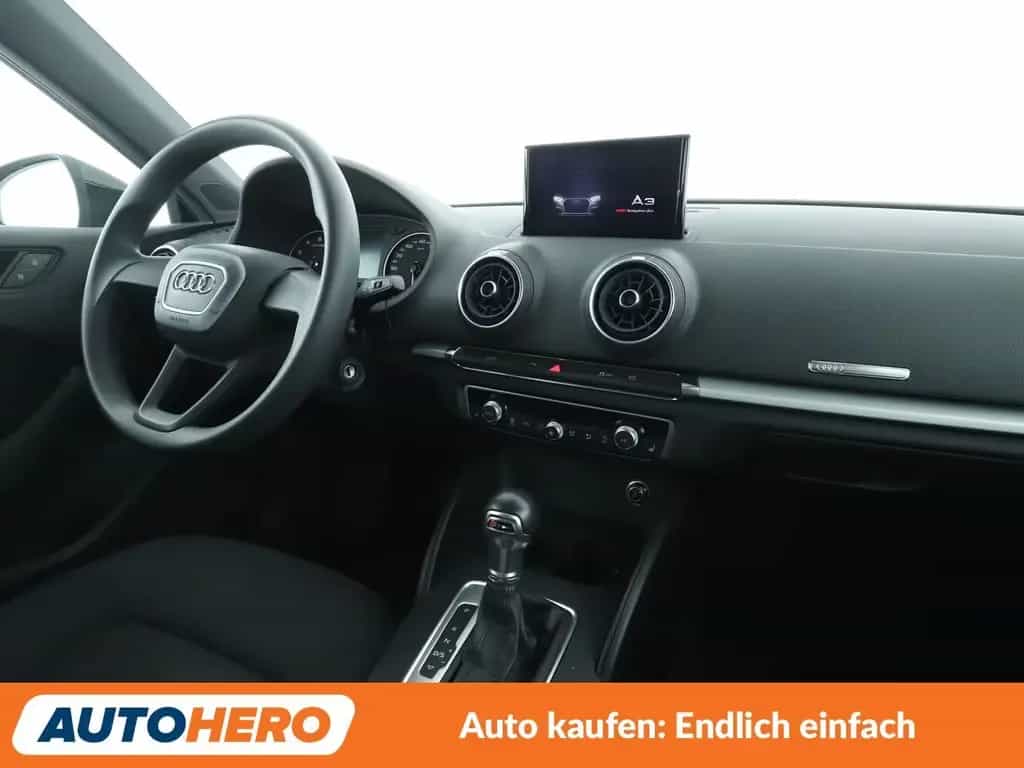 Audi A3 Sportback 30 TFSI Aut.*NAV*XENON*TEMPO*PDC*SH 03/2019-photo-12