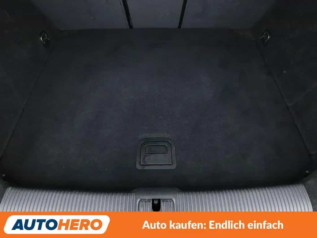 Audi A3 Sportback 30 TFSI Aut.*NAV*XENON*TEMPO*PDC*SH 03/2019-photo-17