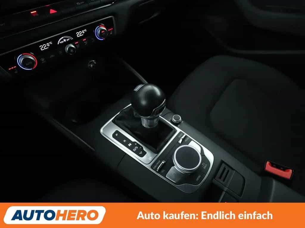 Audi A3 Sportback 30 TFSI Aut.*NAV*XENON*TEMPO*PDC*SH 03/2019-photo-24