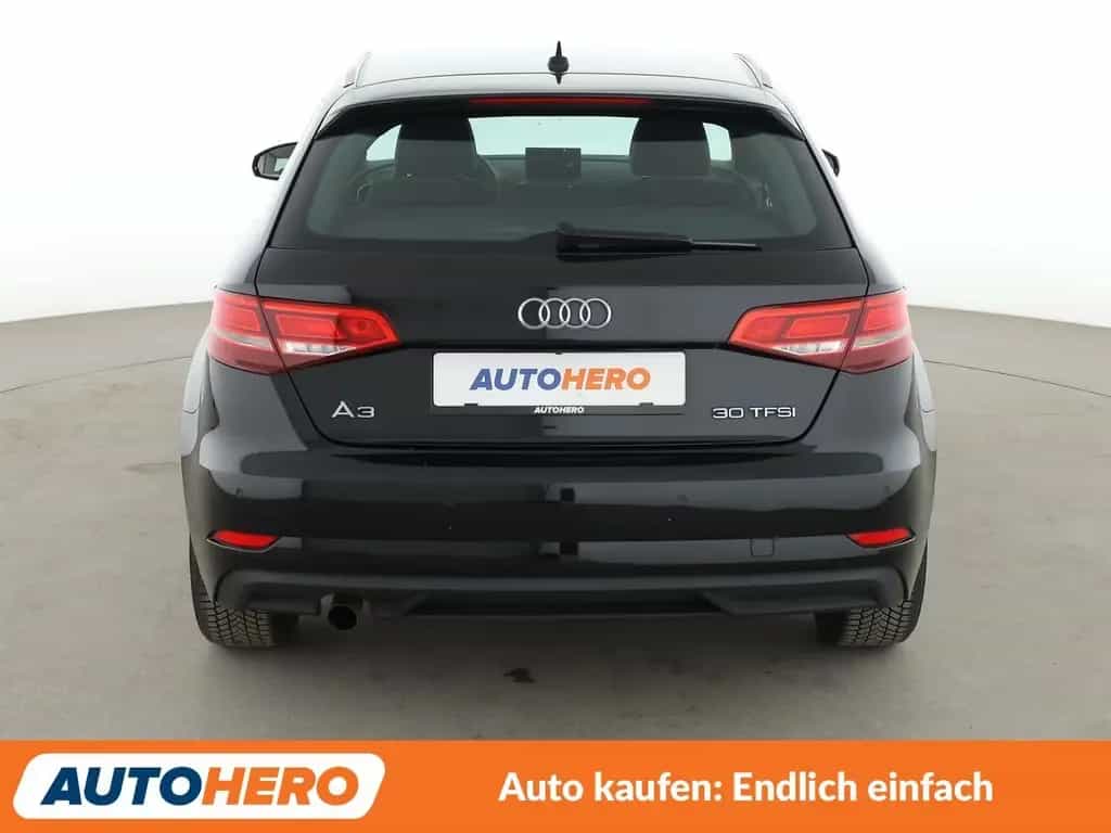 Audi A3 Sportback 30 TFSI Aut.*NAV*XENON*TEMPO*PDC*SH 03/2019-photo-4