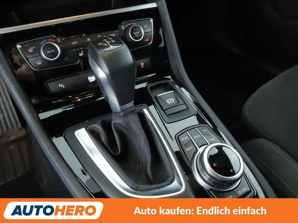 BMW 225 Active Tourer 225i Active Tourer M Sport Aut.*NAV*LED*ACC*PDC* 03/2016-photo-22