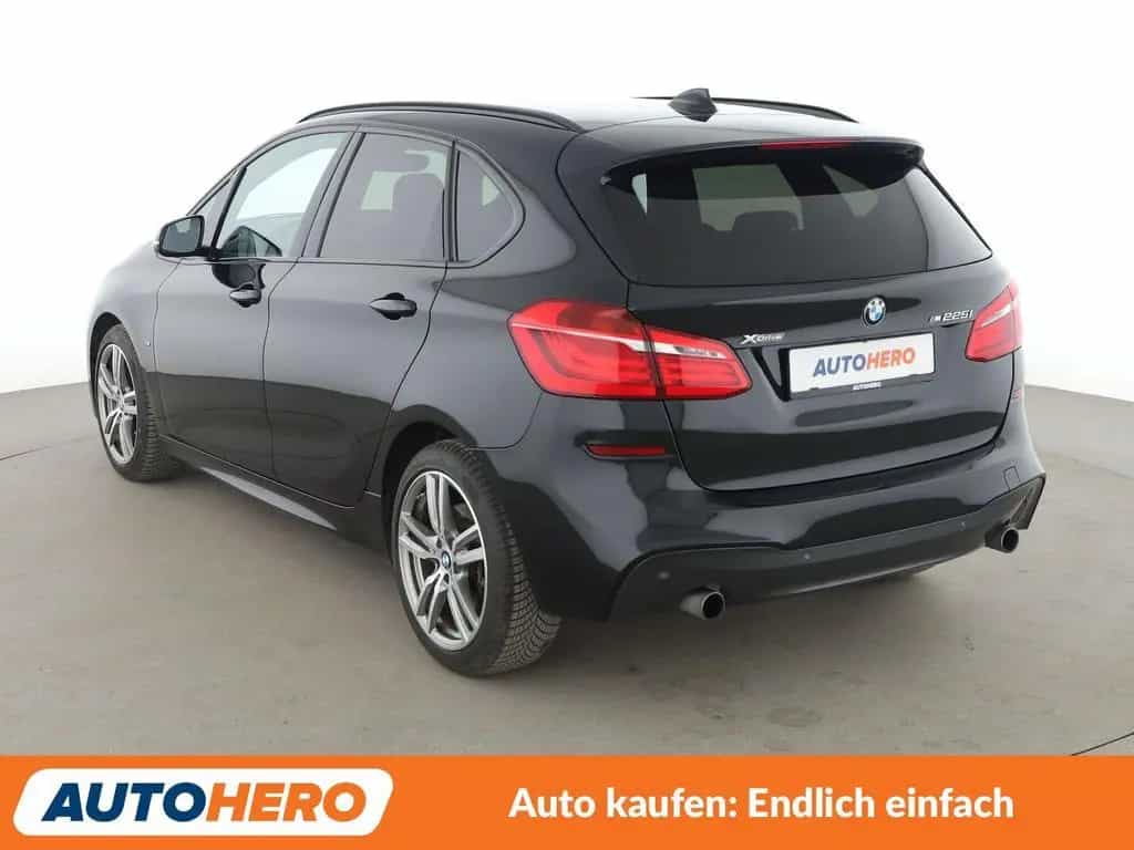 BMW 225 Active Tourer 225i Active Tourer M Sport Aut.*NAV*LED*ACC*PDC* 03/2016-photo-3