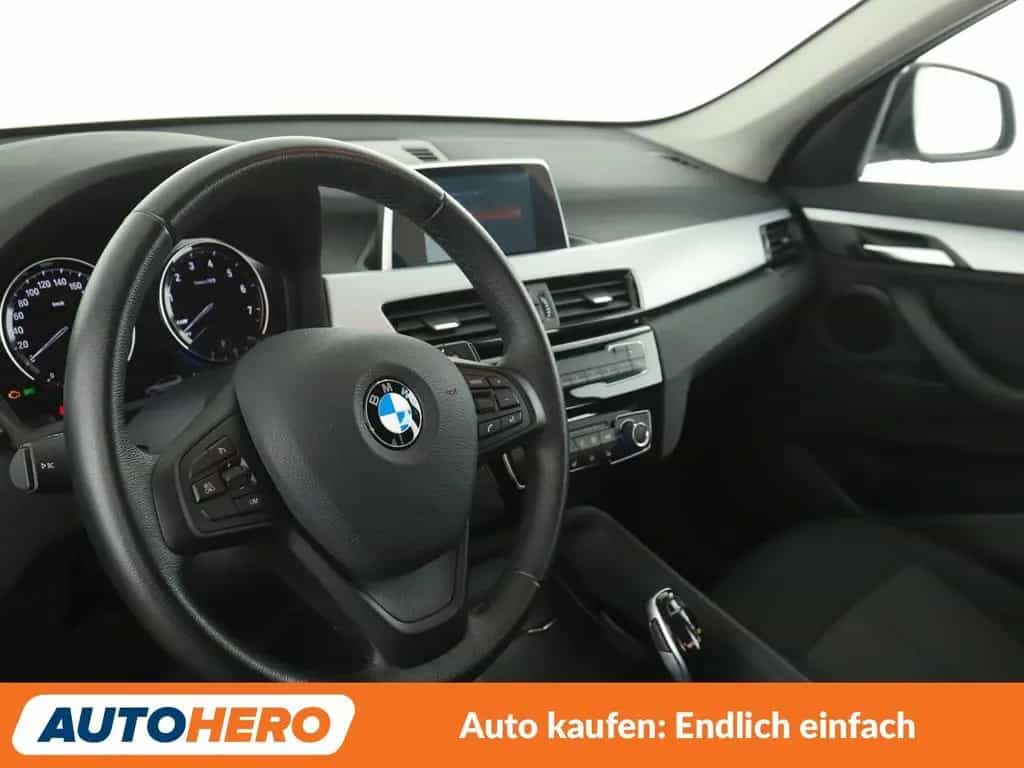BMW X1 sDrive 18i Aut.*NAVI*TEMPO*PDC*SHZ* 04/2019-photo-10