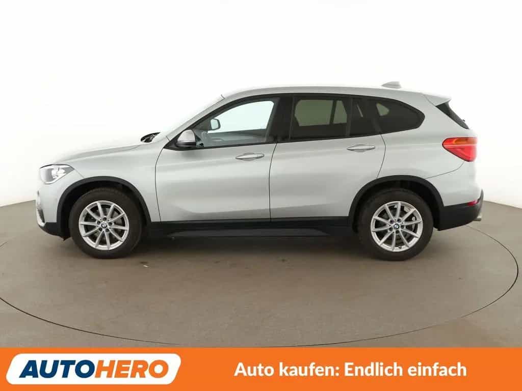 BMW X1 sDrive 18i Aut.*NAVI*TEMPO*PDC*SHZ* 04/2019-photo-2