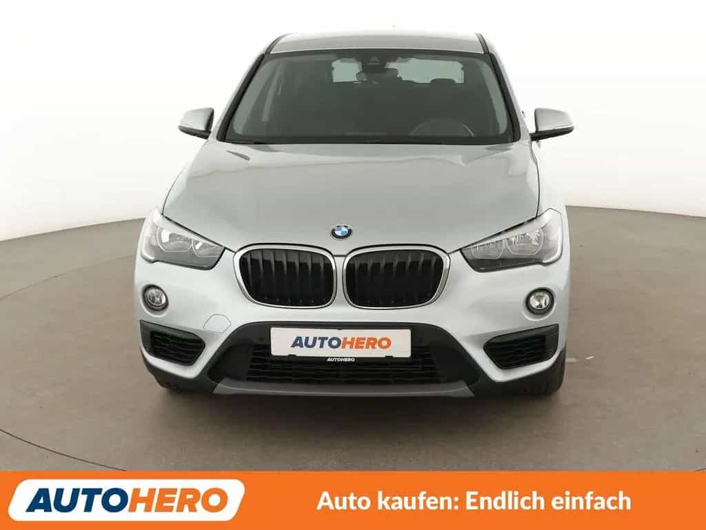 BMW X1 sDrive 18i Aut.*NAVI*TEMPO*PDC*SHZ* 04/2019-photo-8
