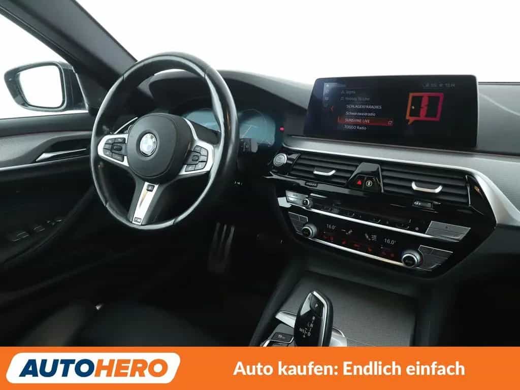 BMW 540 5er 540d xDrive M Sport Aut.*NAVI*HUD*LED* 06/2019-photo-12