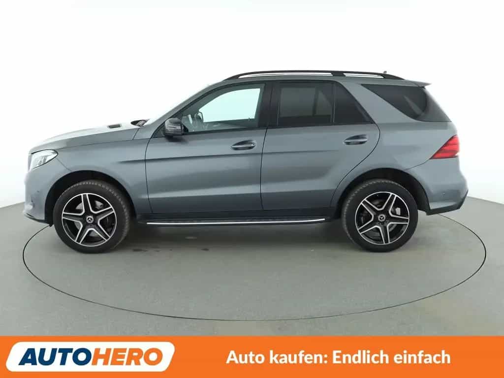 Mercedes-Benz GLE 400 4Matic AMG Line Aut.*NAVI*LED*ACC* 03/2018-photo-2