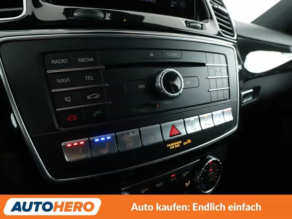 Mercedes-Benz GLE 400 4Matic AMG Line Aut.*NAVI*LED*ACC* 03/2018-photo-23