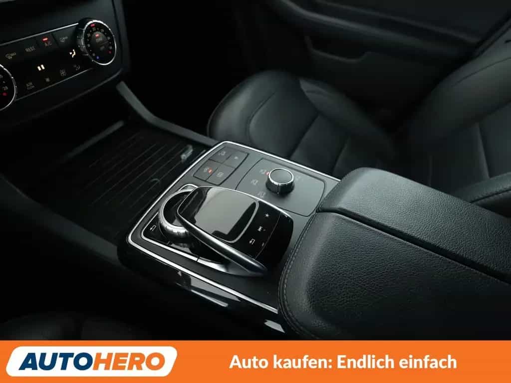 Mercedes-Benz GLE 400 4Matic AMG Line Aut.*NAVI*LED*ACC* 03/2018-photo-25