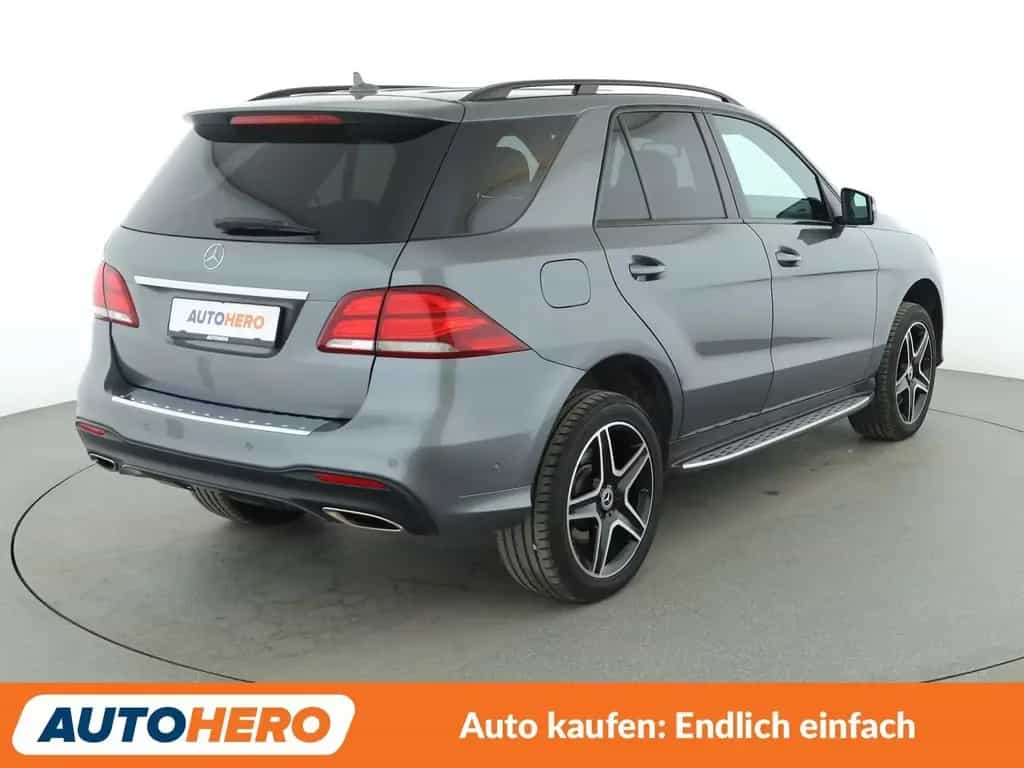 Mercedes-Benz GLE 400 4Matic AMG Line Aut.*NAVI*LED*ACC* 03/2018-photo-5