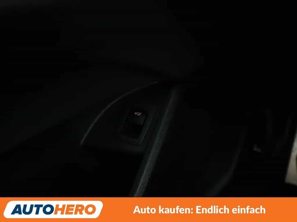 BMW X2 M35i Aut.*NAVI*LED*HUD*TEMPO*CAM*PDC*SHZ* 09/2021-photo-27