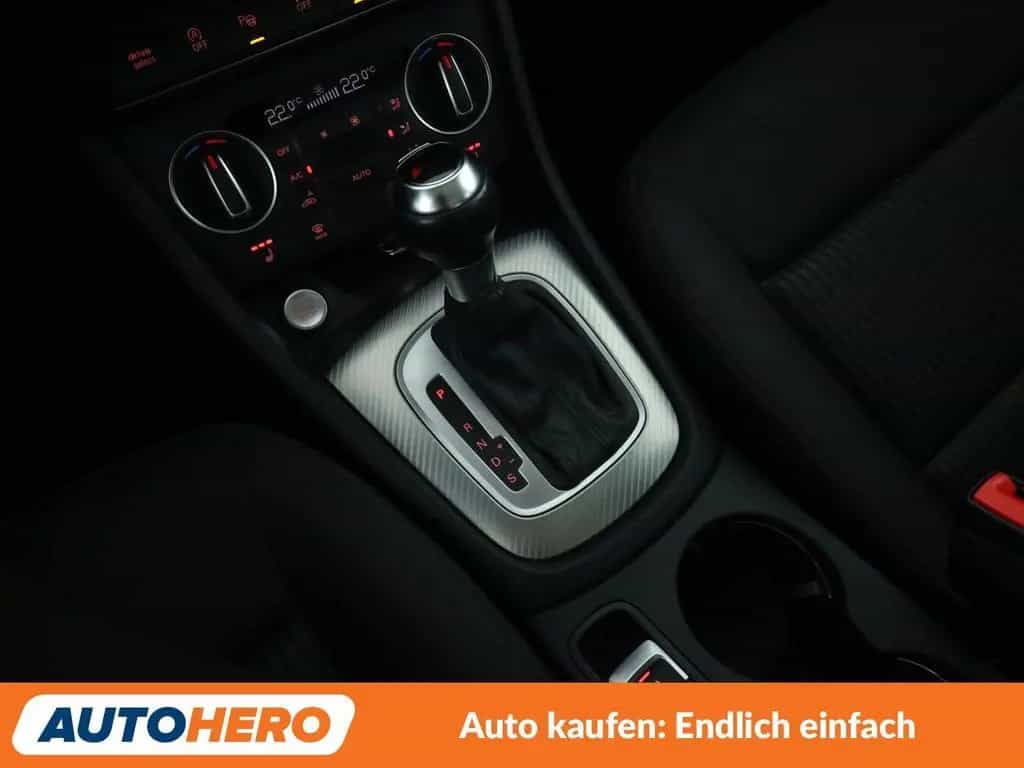 Audi Q3 1.4 TFSI ACT Design Aut. *LED*BOSE*TEMPO*CAM* 10/2015-photo-26