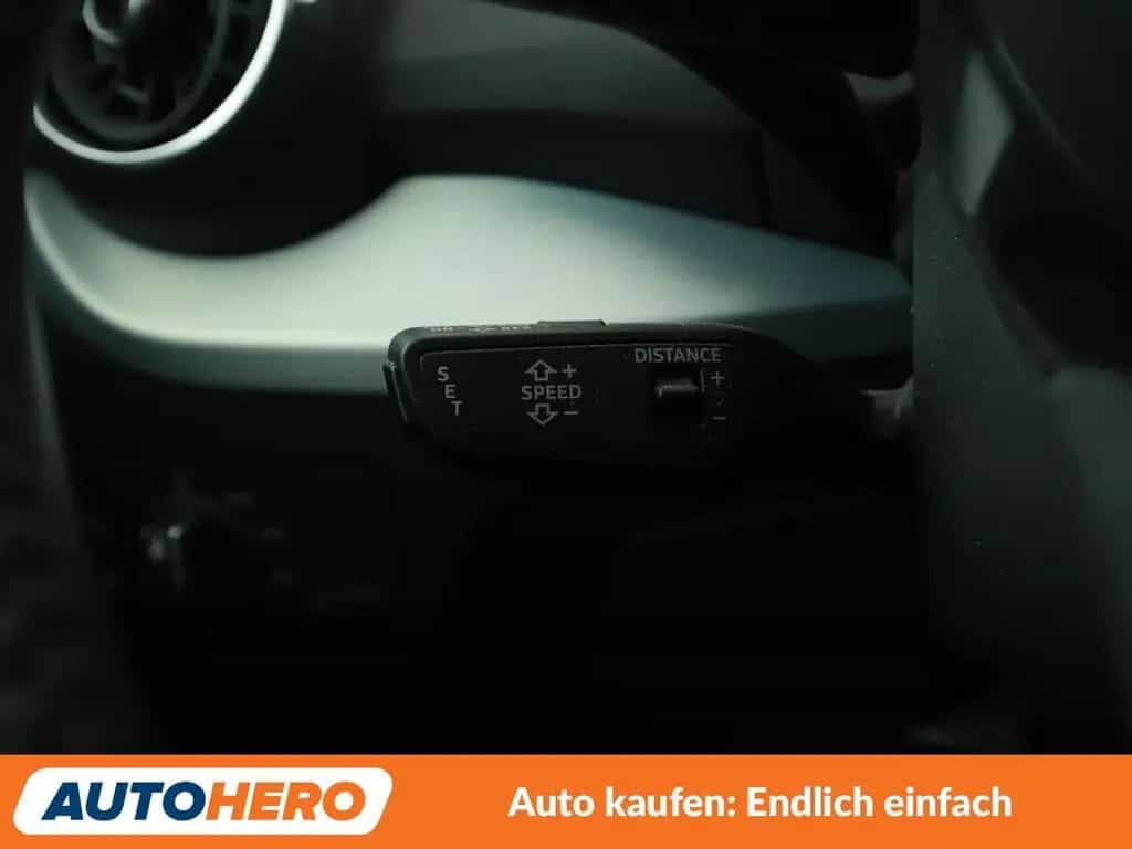 Audi Q2 1.4 TFSI ACT Sport*NAVI*LED*PDC*SHZ*ACC* 01/2018-photo-26