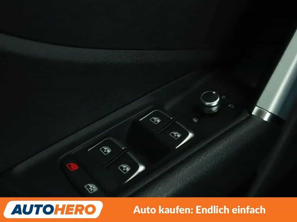 Audi Q2 1.4 TFSI ACT Sport*NAVI*LED*PDC*SHZ*ACC* 01/2018-photo-27