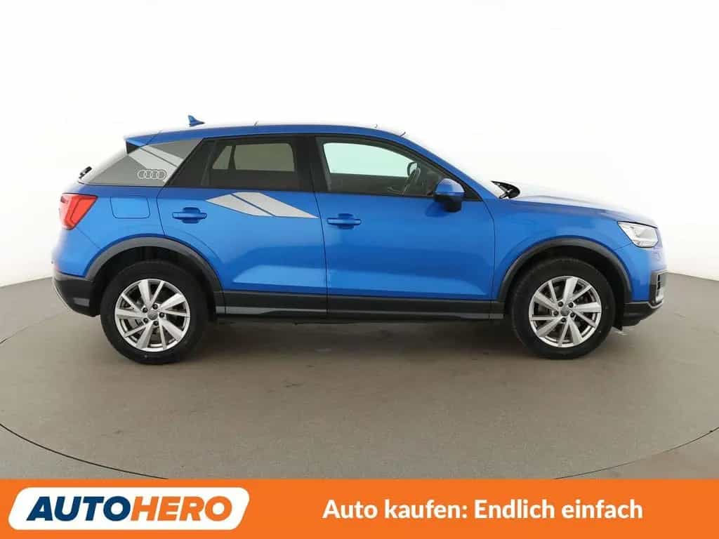 Audi Q2 1.4 TFSI ACT Sport*NAVI*LED*PDC*SHZ*ACC* 01/2018-photo-6