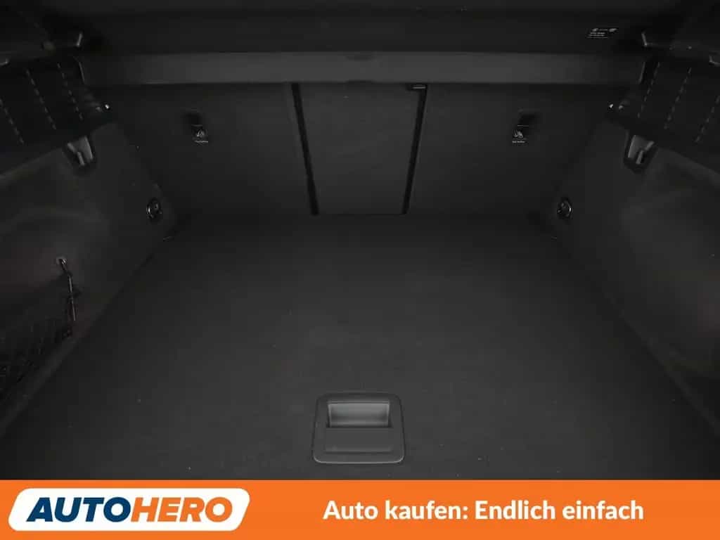 Audi Q2 2.0 TDI quattro Sport Aut.*NAVI*ACC*PDC*SHZ* 05/2018-photo-17